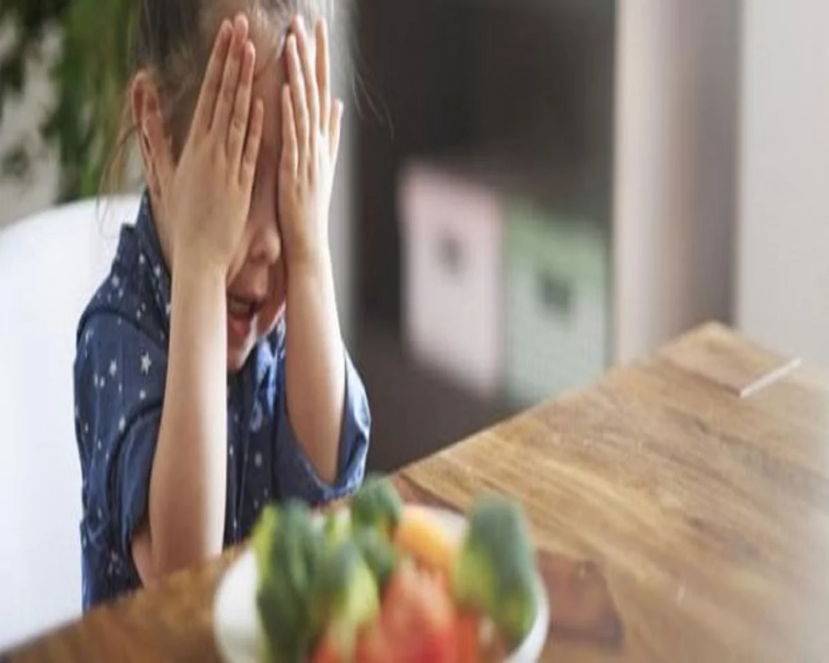 مشکل تنفر کودک از غذا خوردن