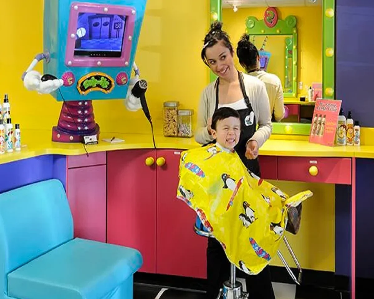 آرایشگاه کودک در کرمانشاه